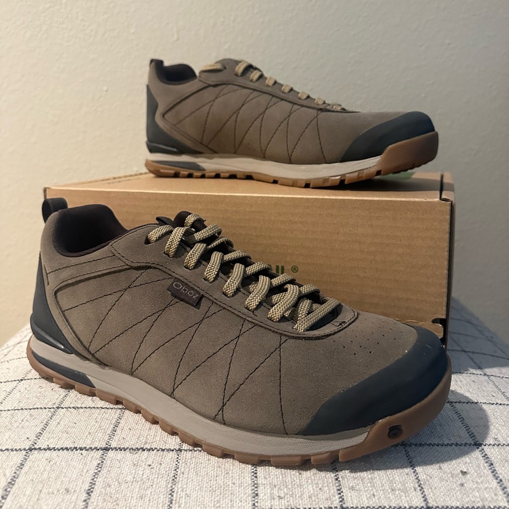Oboz Bozeman Low Leather Hiking Shoe Men’s 10 Wide in Canteen Color